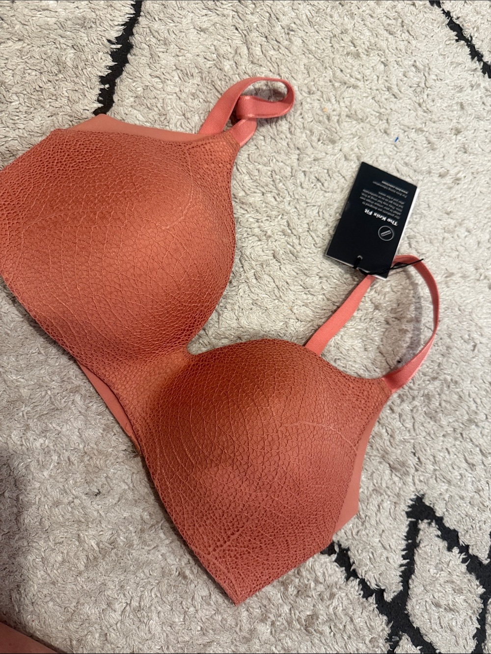 knix your lace wing woman bra size 4 Textured Molded Bra in Rust
